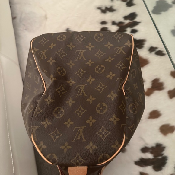 Travel bag LV - Picture 6 of 6